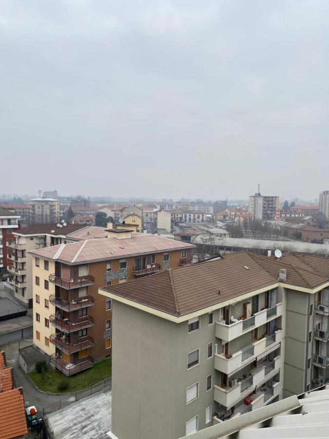 Skyline Apartment Novara Bagian luar foto